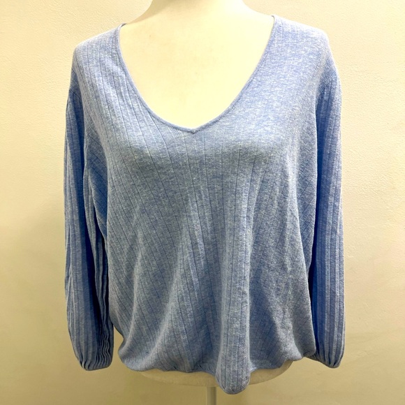 WHITE + WARREN Cotton and Linen V-Neck Elastic Waist and Sleeves Blue Size M EUC - Picture 1 of 6